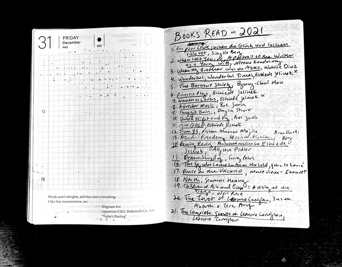 Our Staff’s Favorite Books of 2021