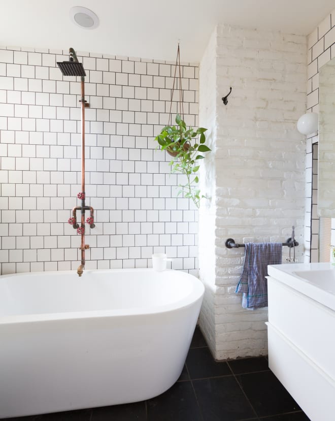 The Game-Changing Amazon Find That’ll Instantly Declutter Your Bathroom and Create More Storage Space